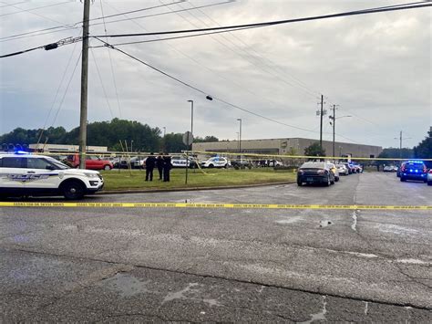 birmingham ups shooting|UPS driver, 44, killed in targeted shooting as shift ends at .